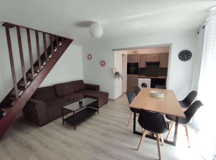 Apartamento Duplex Cosy Gonesse Exterior foto